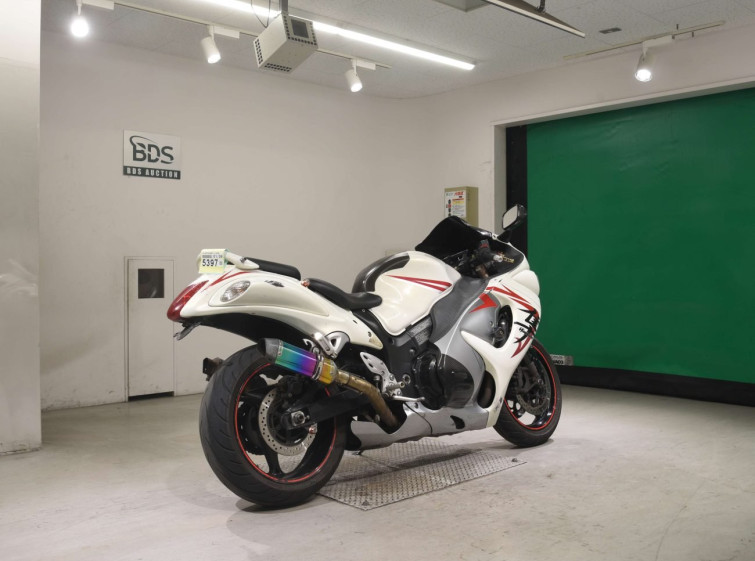 Мотоцикл Suzuki GSX1300R HAYABUSA с пробегом 168779 km