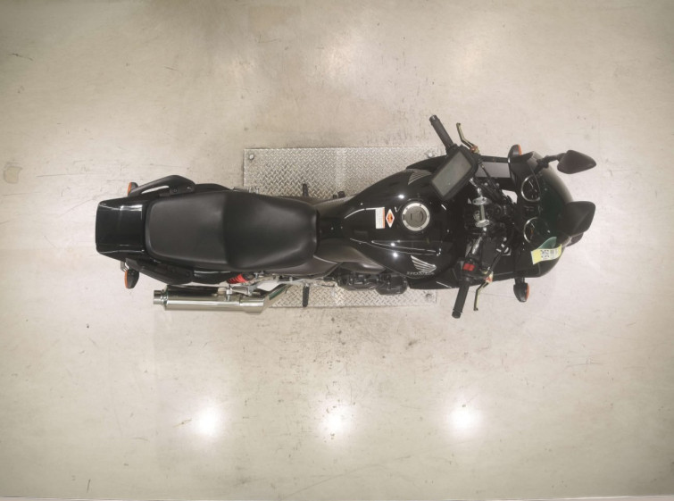 Мотоцикл Honda CB400SFA BOLDOR с пробегом 8014 km