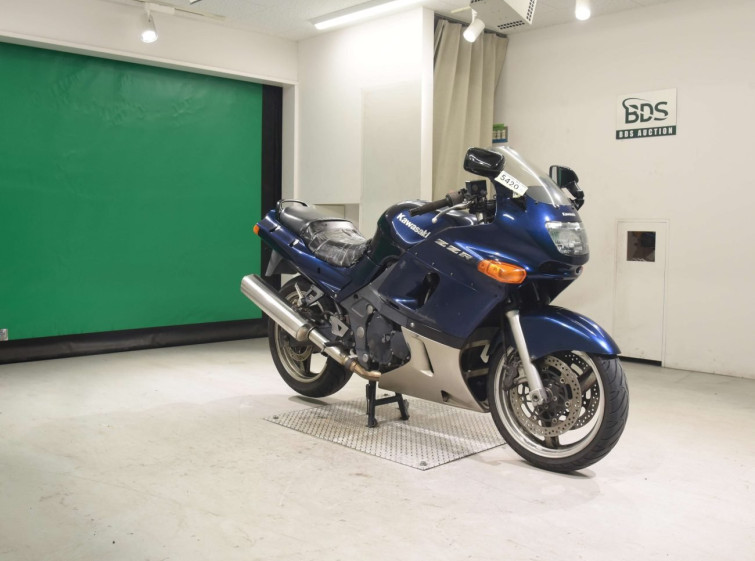 Мотоцикл Kawasaki ZZ-R400 с пробегом 33836 km