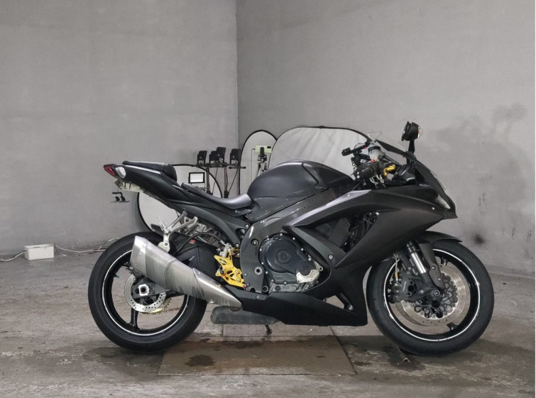 Мотоцикл Suzuki GSX-R750 с пробегом 81067 km
