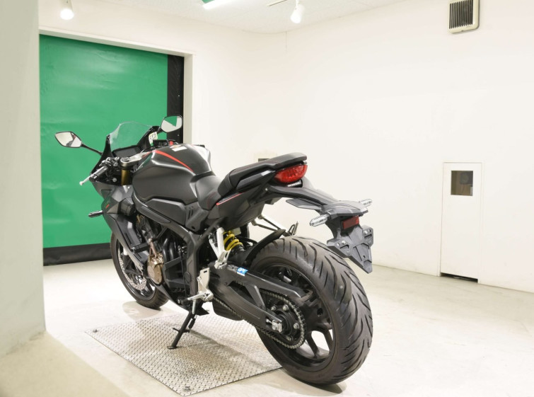 Мотоцикл Honda CBR650R с пробегом 25587 km