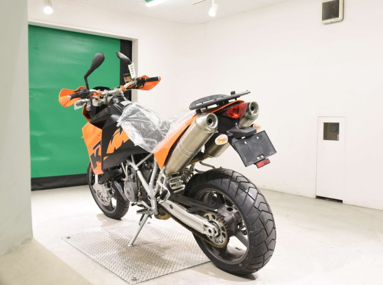 Мотоцикл KTM 950 SUPERMOTO з пробігом 2951 km