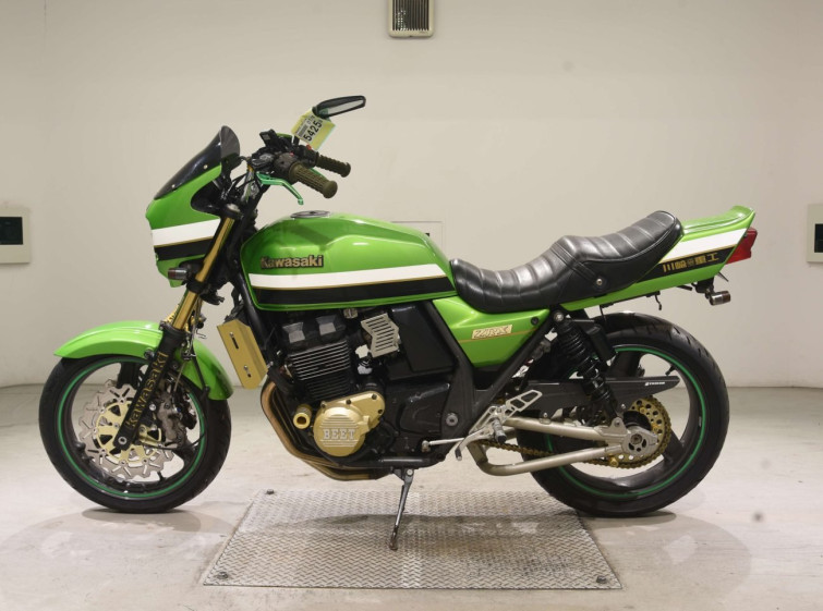 Мотоцикл Kawasaki ZRX400 з пробігом 87221 km