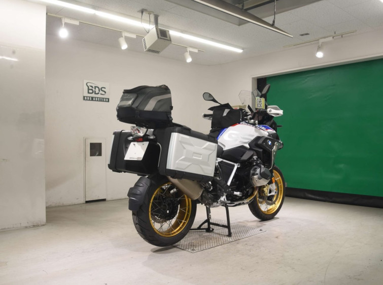 Мотоцикл BMW R1250GS з пробігом 28217 km