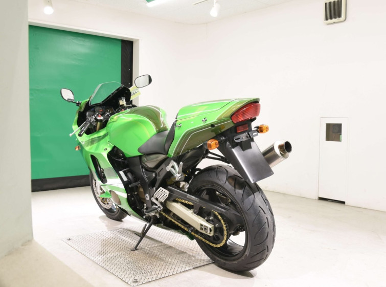 Мотоцикл Kawasaki NINJA ZX-12R с пробегом 494 m