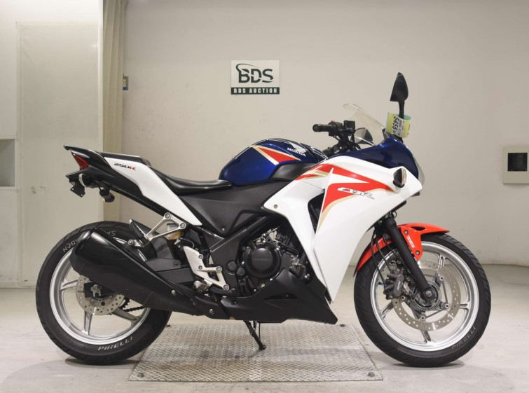 Мотоцикл Honda CBR250RA с пробегом 29280 km