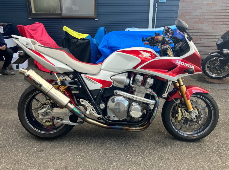 Мотоцикл Honda CB1300S BURGUNDY MODELE с пробегом 63915 km