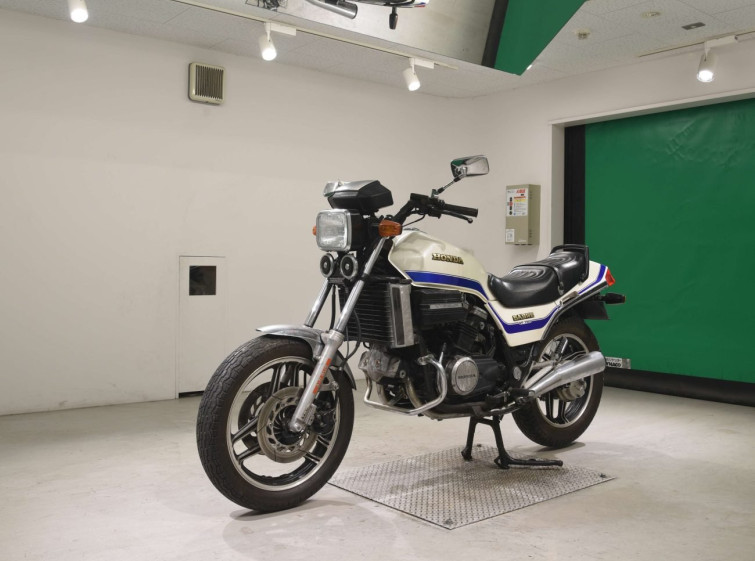 Мотоцикл Honda VF750S SABER з пробігом 21438 km