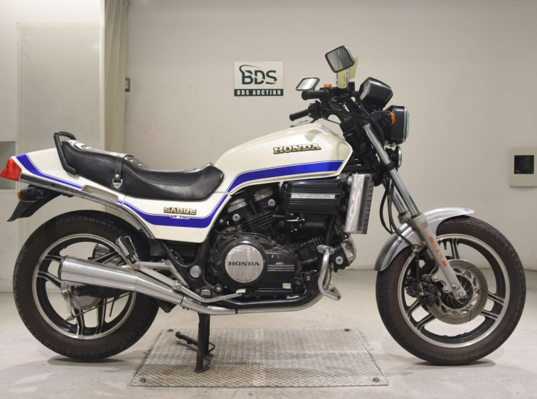 Мотоцикл Honda VF750S SABER з пробігом 21438 km