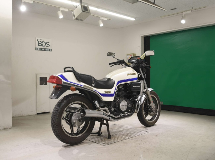 Мотоцикл Honda VF750S SABER з пробігом 21438 km