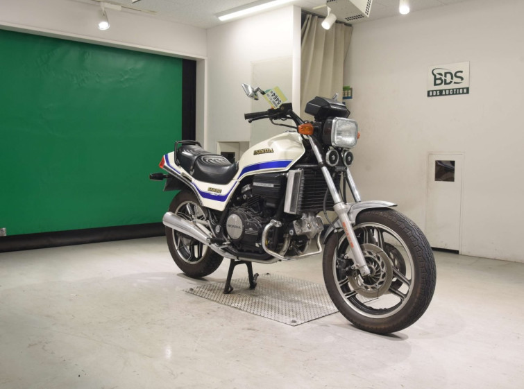 Мотоцикл Honda VF750S SABER з пробігом 21438 km