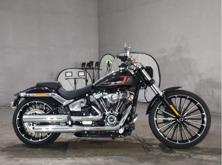 Мотоцикл HD FXBR1920 з пробігом 652 km