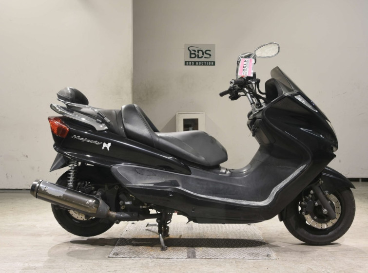 Мотоцикл Yamaha MAJESTY 250C