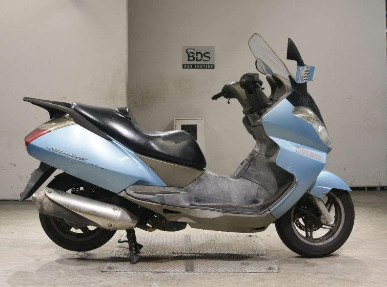 Мотоцикл Aprilia ATLANTIC250 з пробігом 44341 km