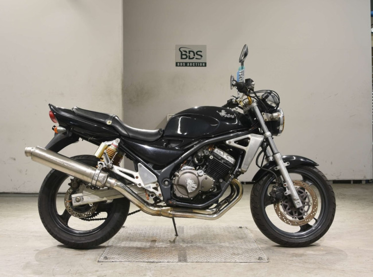 Мотоцикл Suzuki GSX250FX з пробігом 9488 km