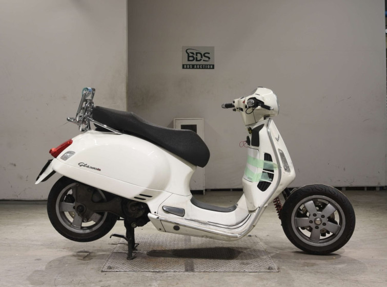 Мотоцикл Vespa GTS250 IE с пробегом 73245 km