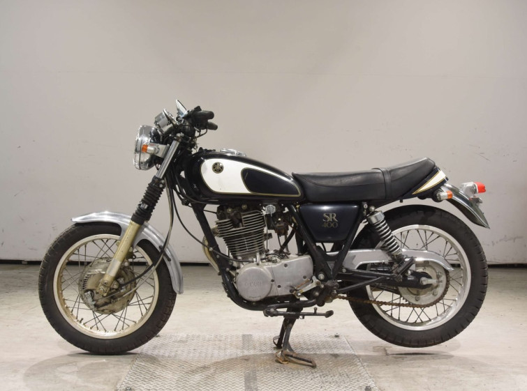 Мотоцикл Yamaha SR400-2 з пробігом 17723 km