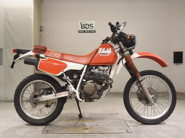 Мотоцикл Honda XLR250R BAJA с пробегом 2921 km