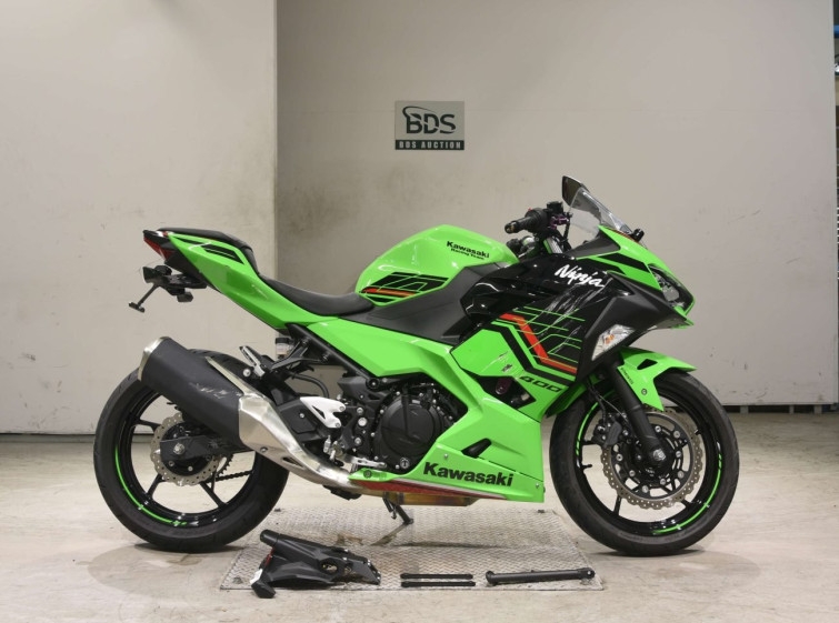 Мотоцикл Kawasaki NINJA400 з пробігом 1942 km