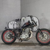 Мотоцикл Yamaha SR400