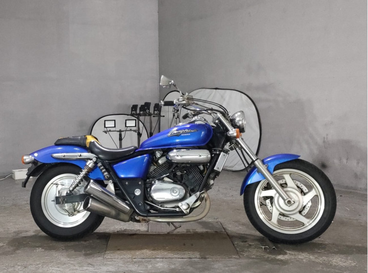 Мотоцикл Honda MAGNA250 с пробегом 6012 km