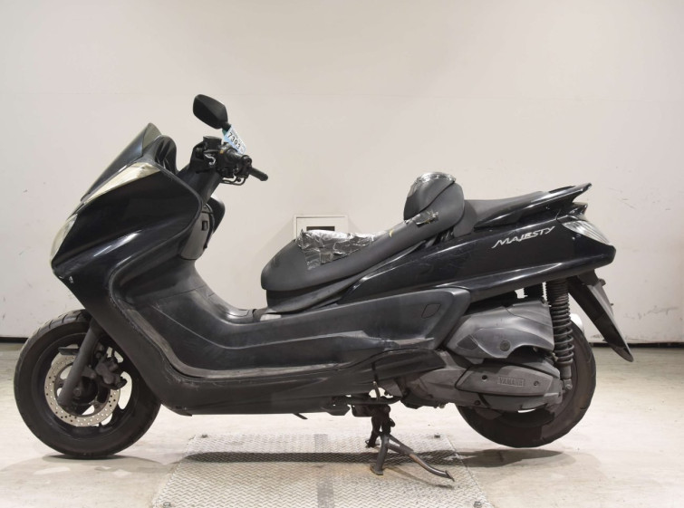 Мотоцикл Yamaha MAJESTY 250