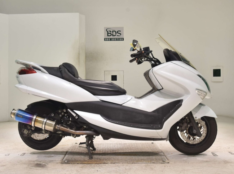 Мотоцикл Yamaha MAJESTY 250 з пробігом 41507 km