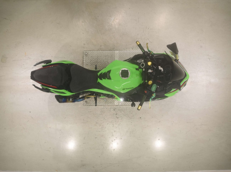 Мотоцикл Kawasaki NINJA400 з пробігом 5768 km