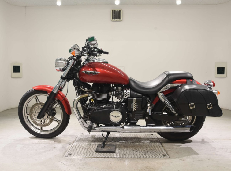 Мотоцикл Triumph SPEED MASTER з пробігом 14924 km