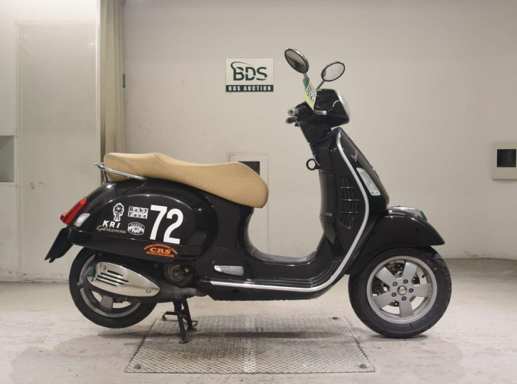 Мотоцикл Vespa GTS250 IE с пробегом 6824 km