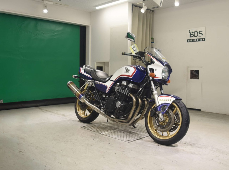 Мотоцикл Honda CB750SF з пробігом 64806 km