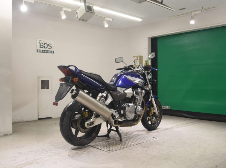 Мотоцикл Honda CB1300SF з пробігом 52695 km