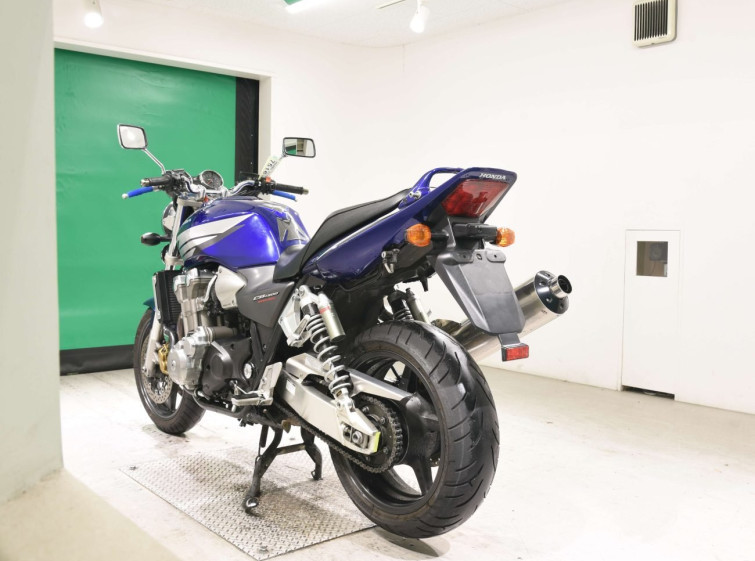 Мотоцикл Honda CB1300SF з пробігом 52695 km