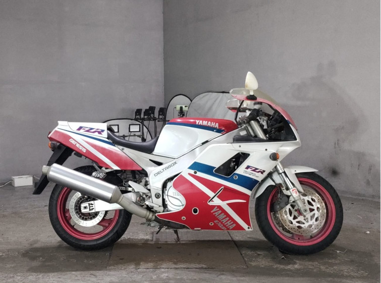 Мотоцикл Yamaha FZR1000 з пробігом 13175 km