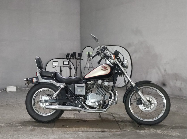 Мотоцикл Honda REBEL CMX250 с пробегом 32879 km