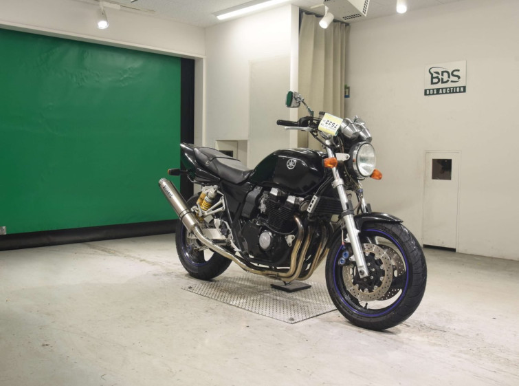 Мотоцикл Yamaha XJR400 з пробігом 35718 km