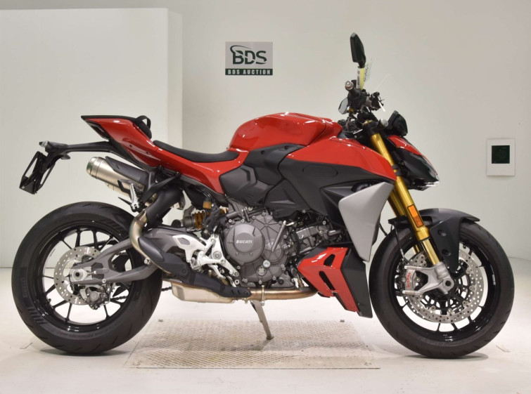 Мотоцикл Ducati STREETFIGHTER V2