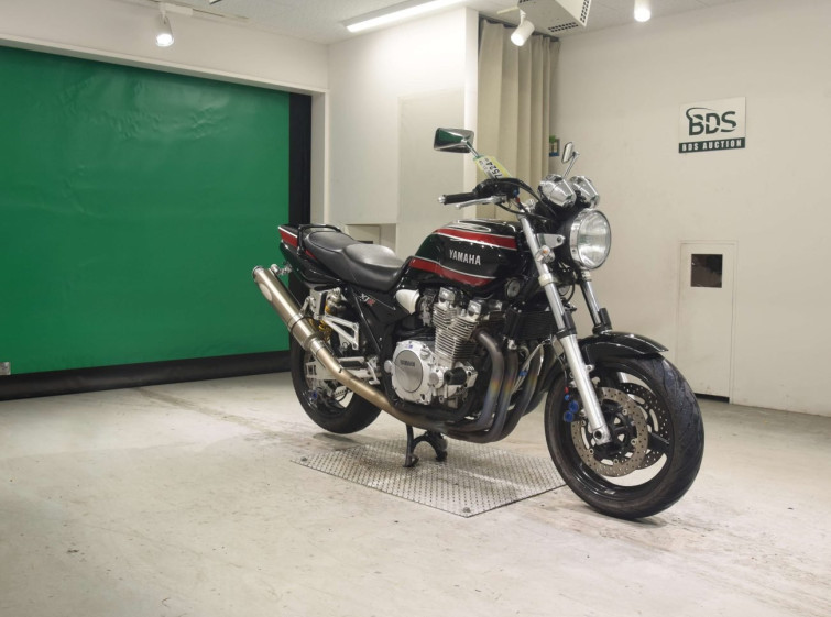 Мотоцикл Yamaha XJR1300 з пробігом 45560 km