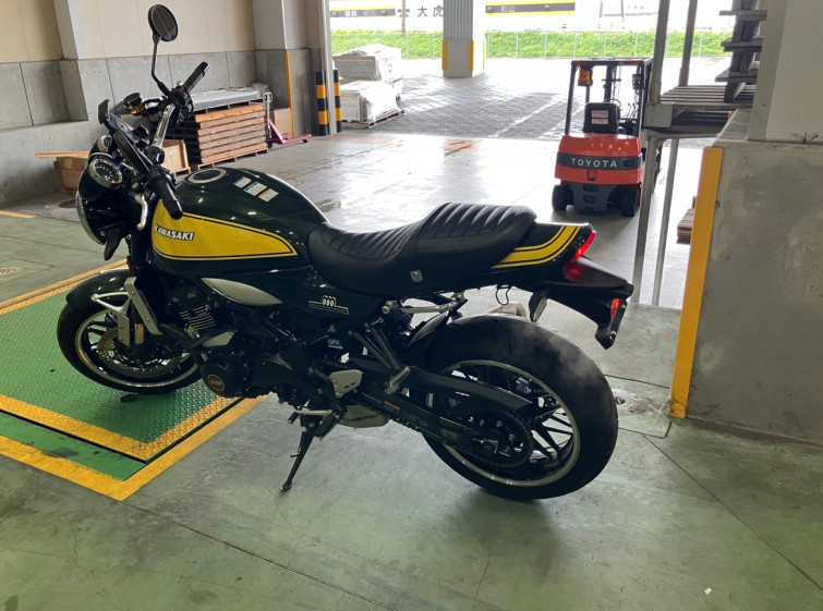 Мотоцикл Kawasaki Z900RS з пробігом 1806 km