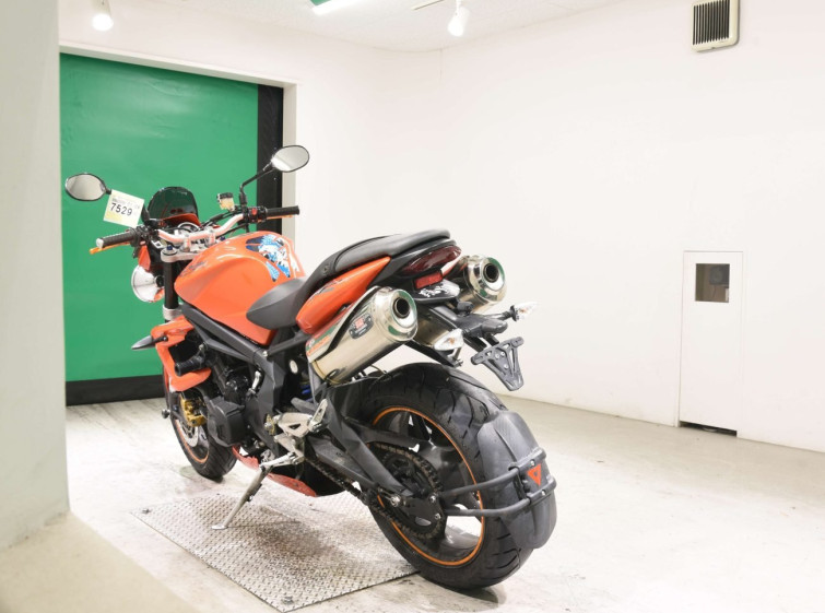 Мотоцикл Triumph STREET TRIPLE R з пробігом 31829 km