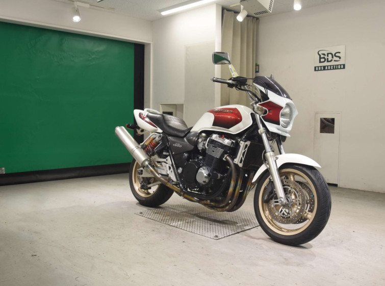 Мотоцикл Honda CB1300SF з пробігом 30608 km