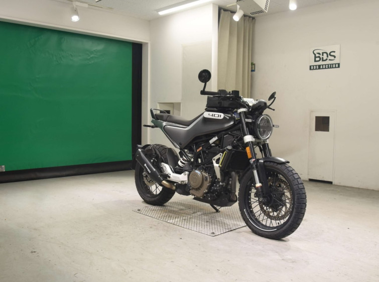 Мотоцикл Husqvarna SVARTPILEN 401 с пробегом 2722 km