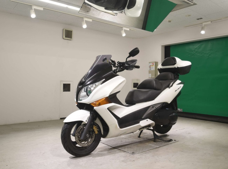 Мотоцикл Honda SILVERWING400GTA з пробігом 30851 km