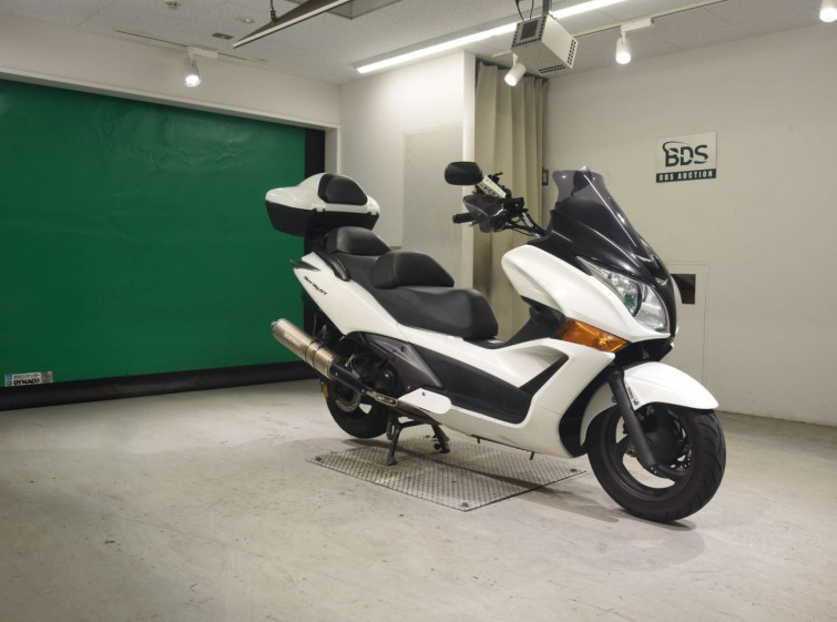 Мотоцикл Honda SILVERWING400GTA з пробігом 30851 km