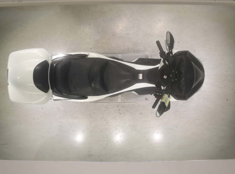 Мотоцикл Honda SILVERWING400GTA з пробігом 30851 km