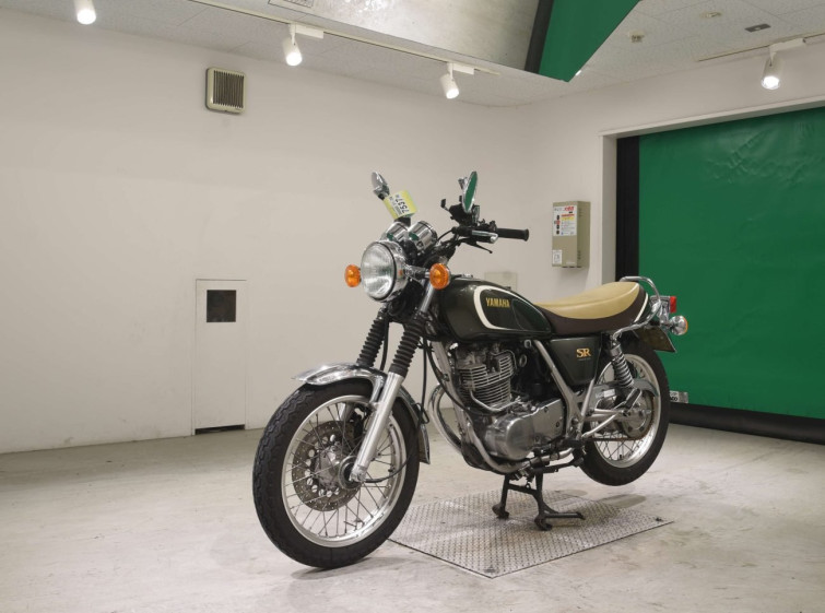 Мотоцикл Yamaha SR400 с пробегом 30251 km