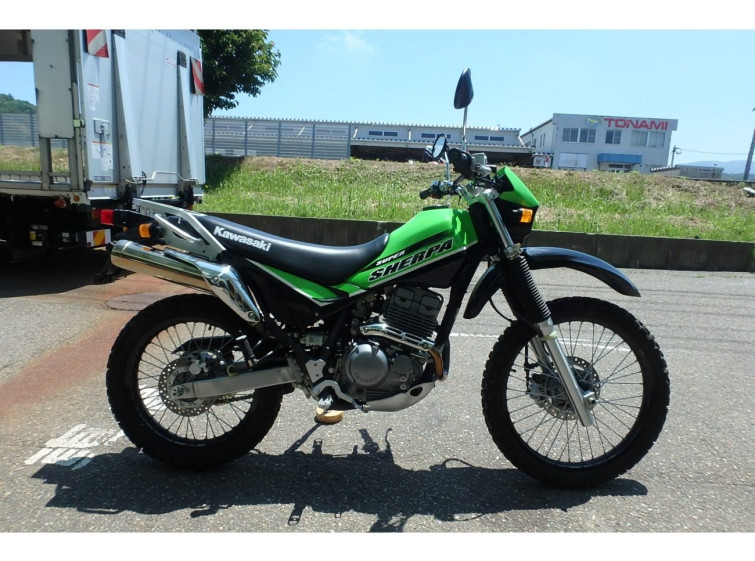 Мотоцикл Kawasaki SUPER SHERPA з пробігом 592 km