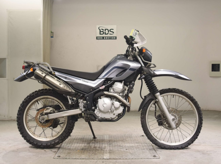 Мотоцикл Yamaha SEROW XT250 с пробегом 14376 km