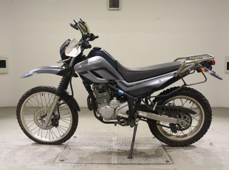 Мотоцикл Yamaha SEROW XT250 с пробегом 14376 km