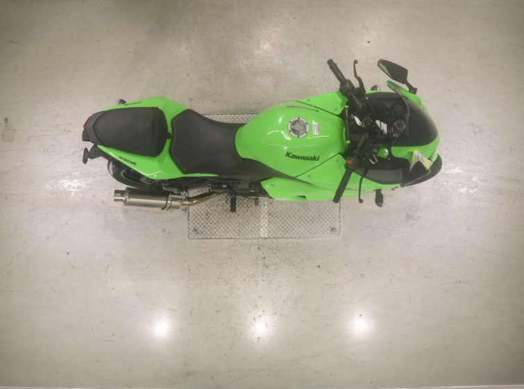 Мотоцикл Kawasaki NINJA250R с пробегом 11563 km